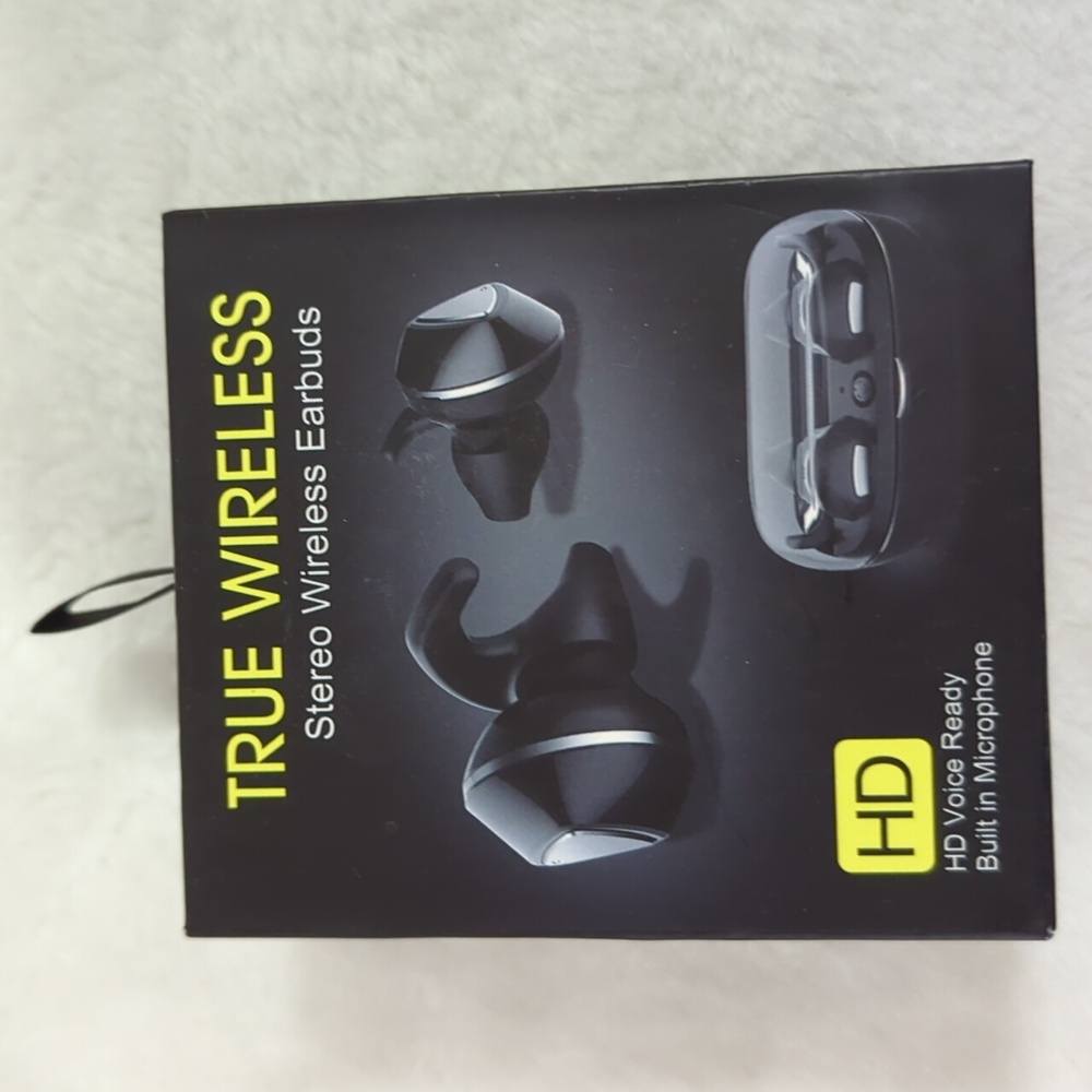True Wireless stereo earbuds NWT